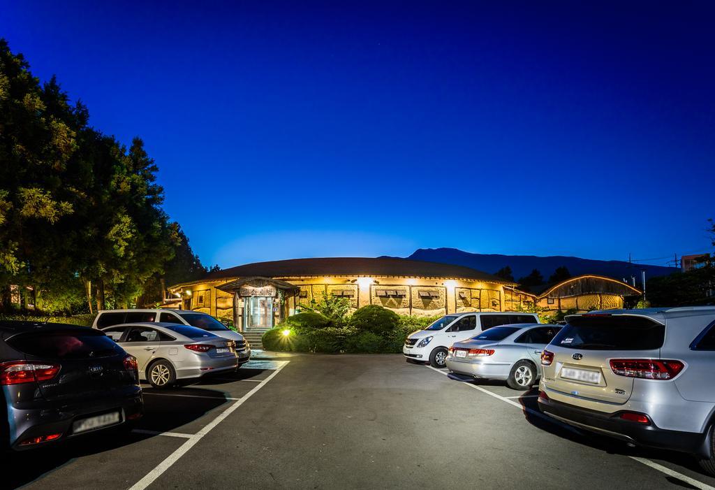 Kasan Tobang Seogwipo Exterior foto